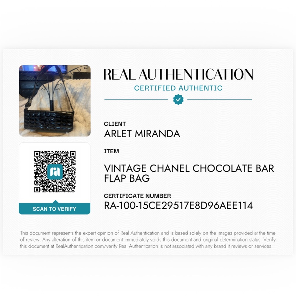 🖤 Authentic Vintage CHANEL Chocolate Bar Flap Bag 🖤 - Picture 16 of 16